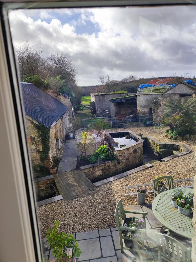 Pleasant Streams Barn Bed and Breakfast St Austell Exteriör bild